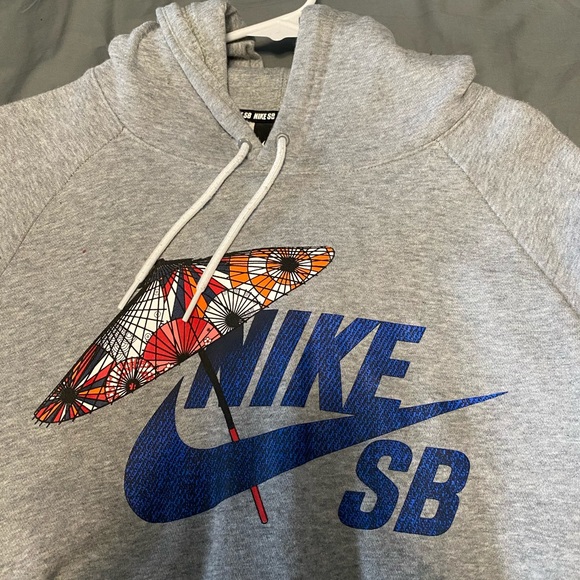 nike sb umbrella hoodie